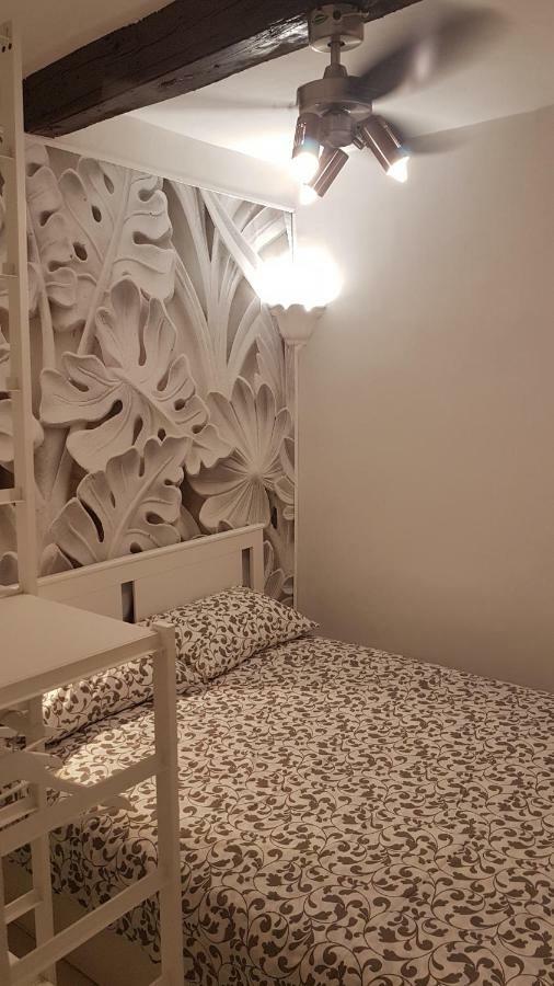 Casa Dello Zucchero Al Carmine Apartment *